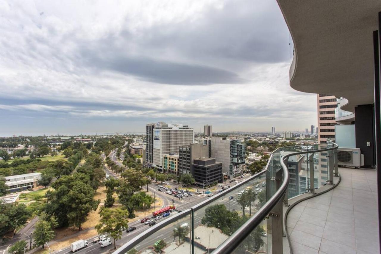 Readyset Apartments At Emerald Melbourne City Exterior foto