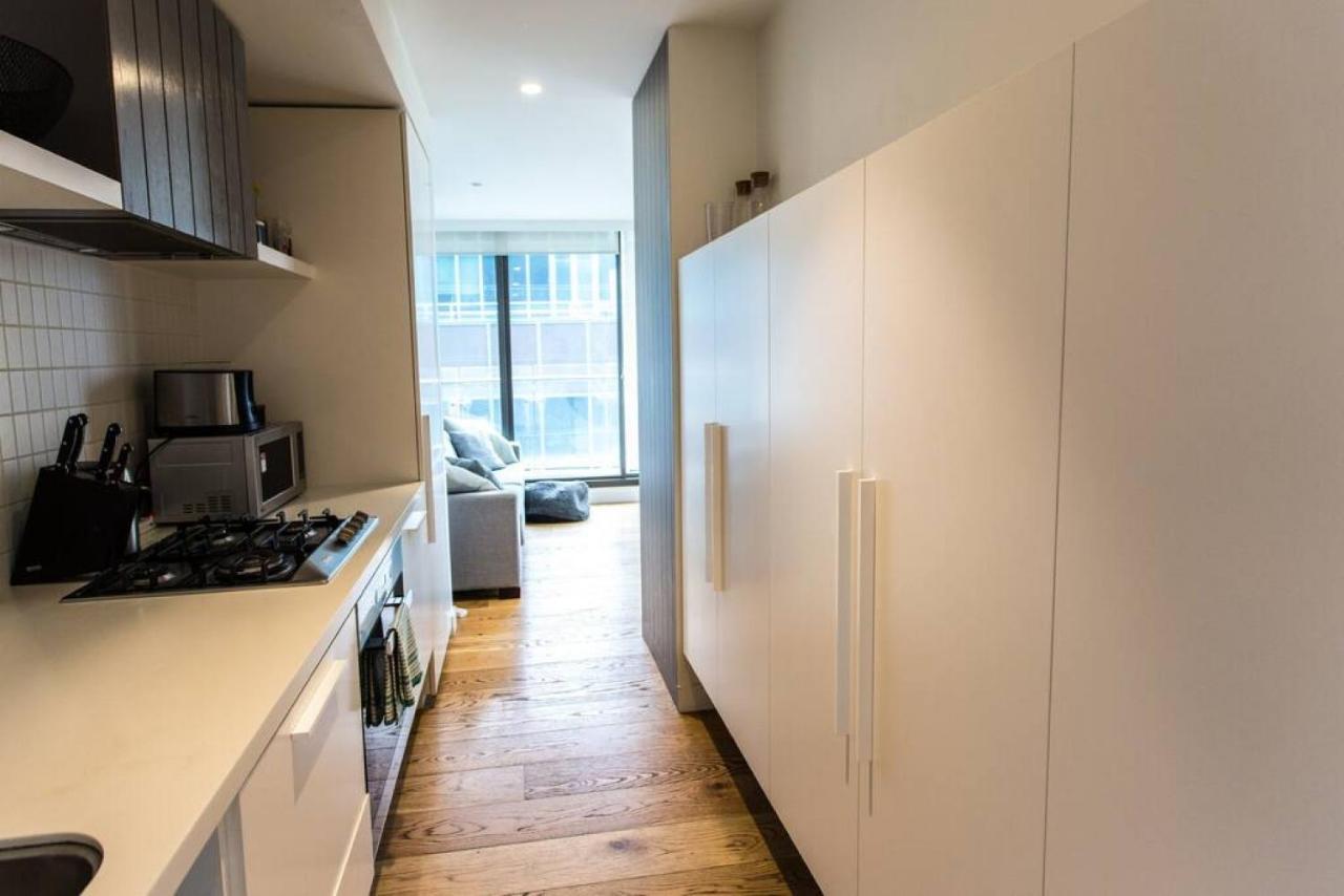 Readyset Apartments At Emerald Melbourne City Exterior foto