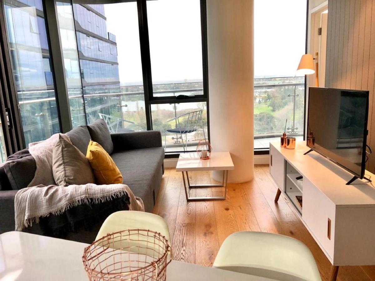 Readyset Apartments At Emerald Melbourne City Exterior foto