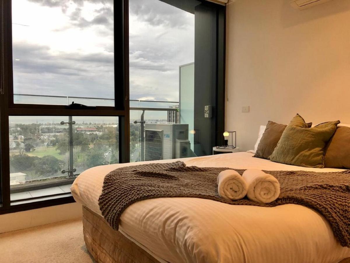 Readyset Apartments At Emerald Melbourne City Exterior foto