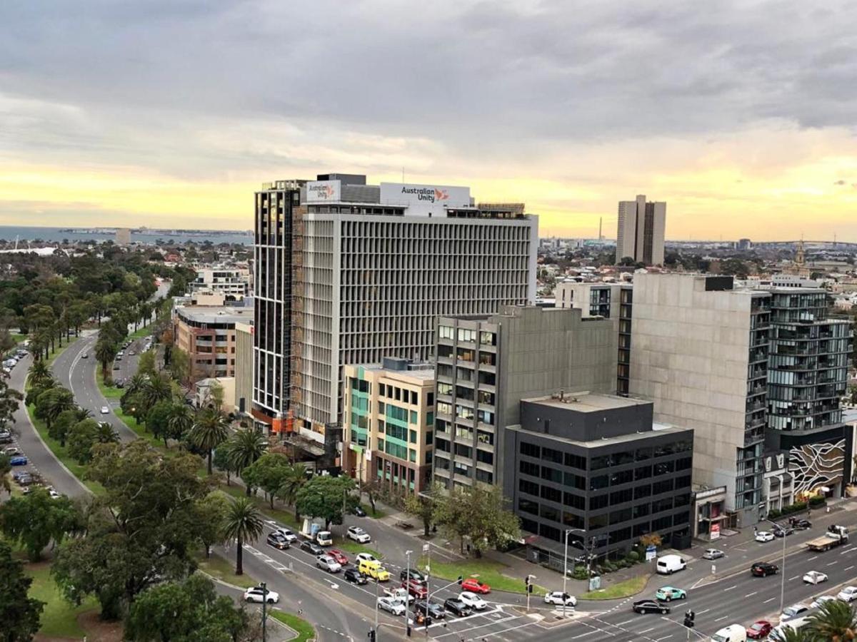 Readyset Apartments At Emerald Melbourne City Exterior foto