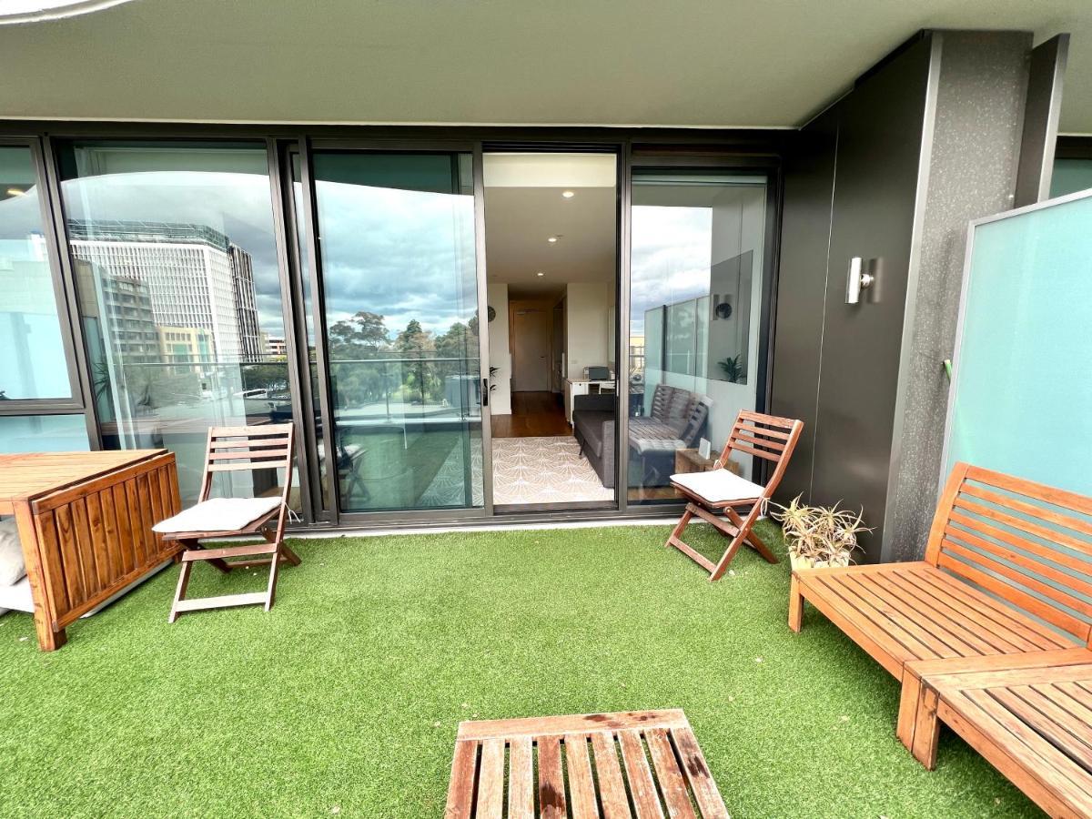 Readyset Apartments At Emerald Melbourne City Exterior foto