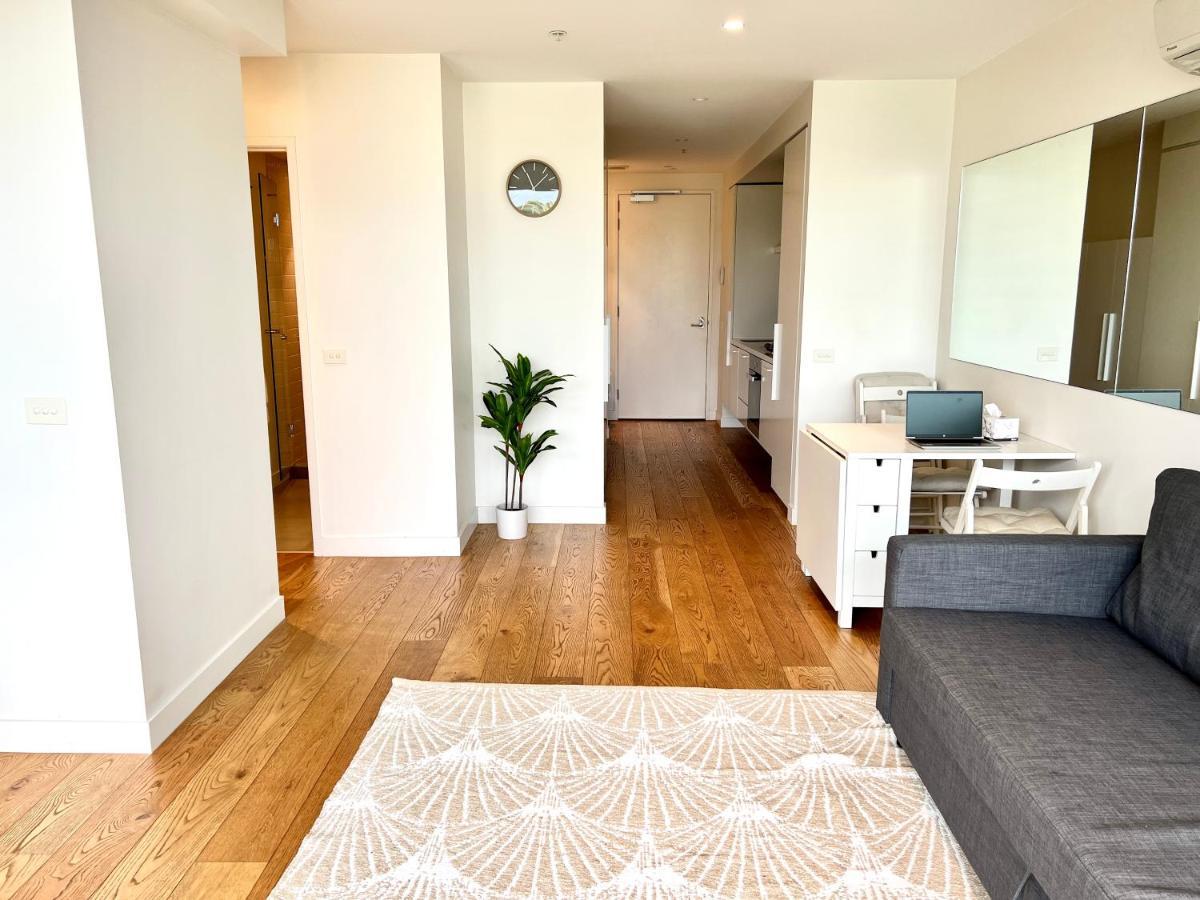Readyset Apartments At Emerald Melbourne City Exterior foto