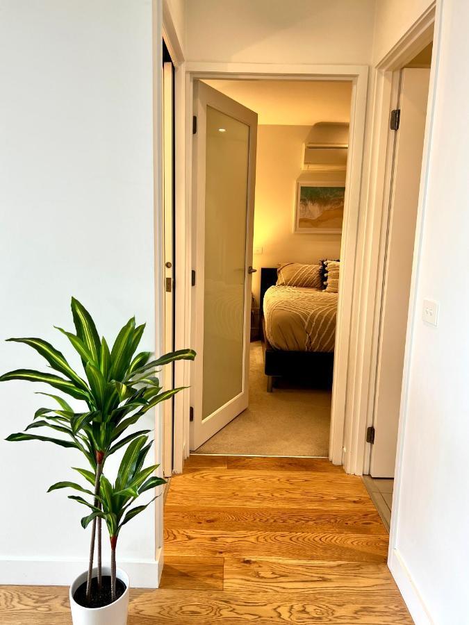 Readyset Apartments At Emerald Melbourne City Exterior foto